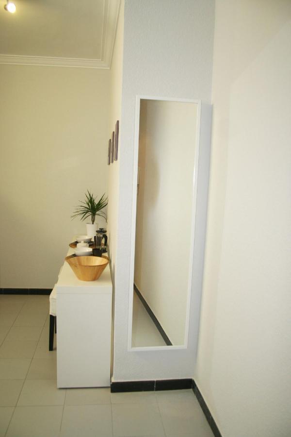 Apartment Carrer Lepant Barcelona Exterior photo